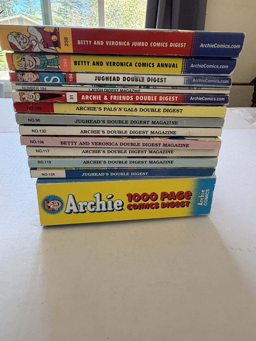 Archie Comics Digest Lot of 14 Betty Veronica Jughead Double Digest 1000 Page